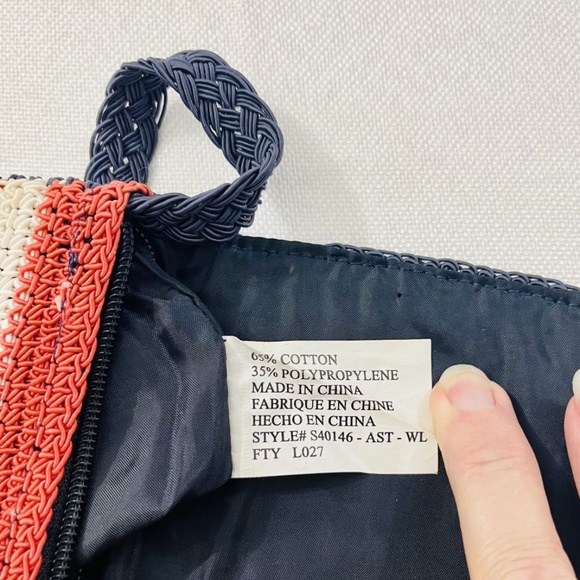 Carlos D'Santi Patriotic Woven Crossbody Red, White & Blue Bag July 4th America - Picture 8 of 9